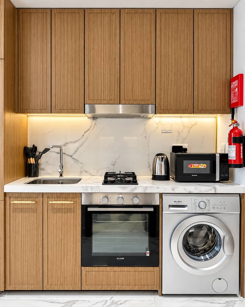 21 #11 - Kitchen_ hob, oven, hood, microwave, kettle, washing machine. png