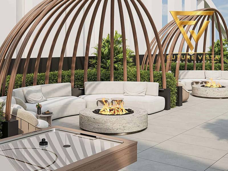 17 20_Outdoor_BBQ_Firepit. jpg