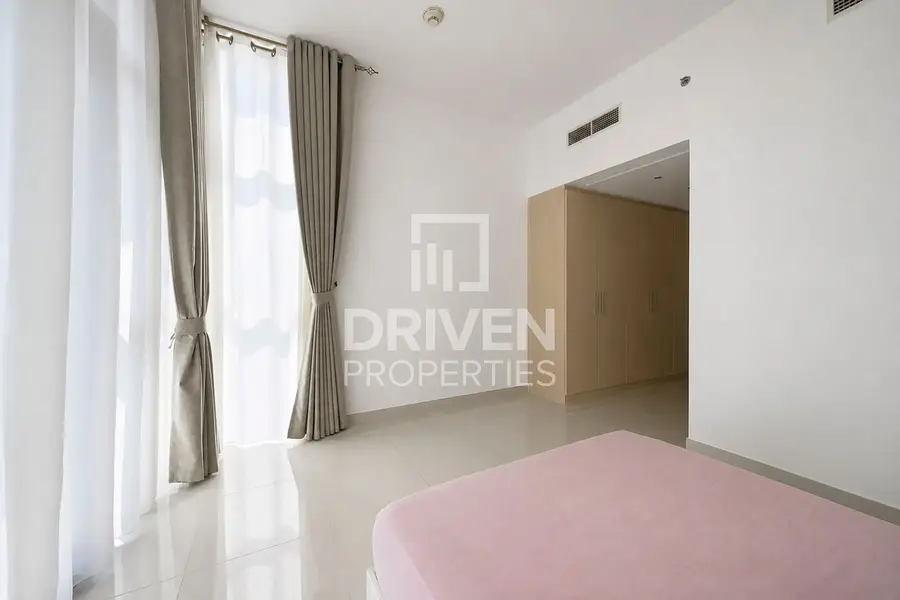 Fully Furnished | Upgraded | Golf and Pool