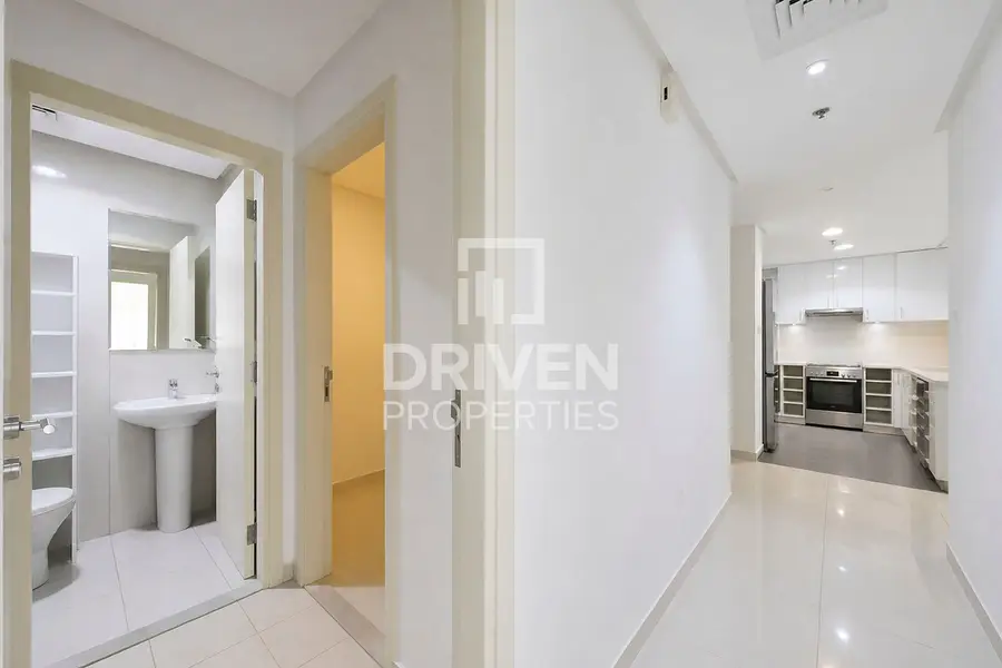 Fully Furnished | Upgraded | Golf and Pool