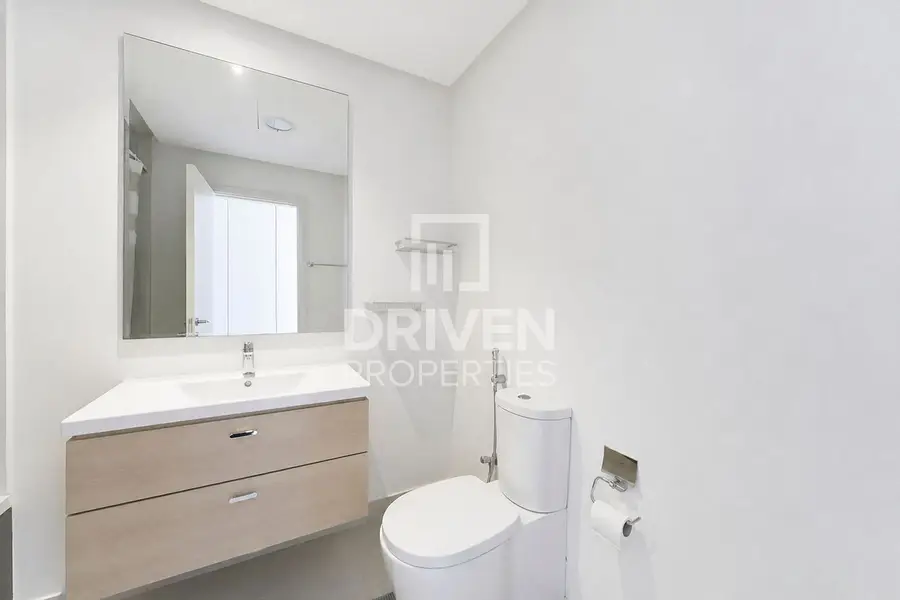 Fully Furnished | Upgraded | Golf and Pool