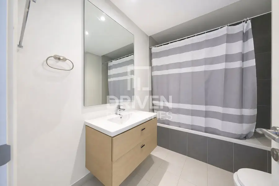 Fully Furnished | Upgraded | Golf and Pool