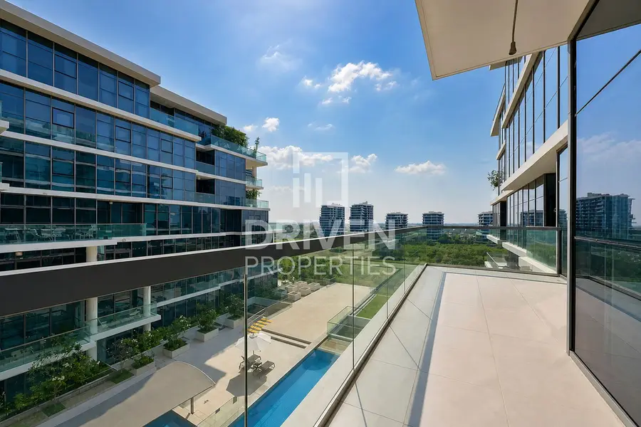 Fully Furnished | Upgraded | Golf and Pool