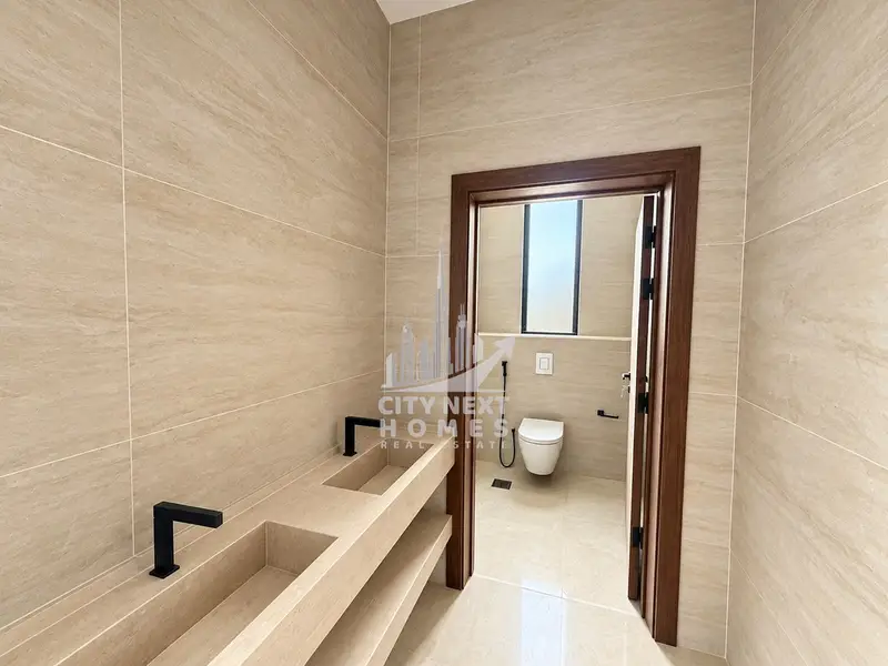 5BR Villa with Garden Area for Rent| Al Awir First