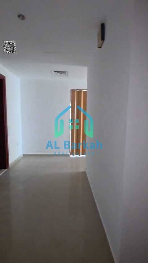 8 242508c0-3d12-42b9-9798-808b8764446e. jpg