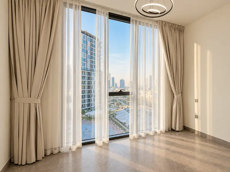 Midtown 2BR Apartment | City & Courtyard Views | Modern Open-Plan Layout