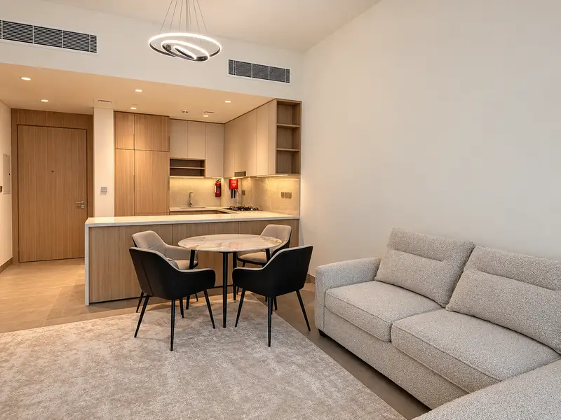 Midtown 2BR Apartment | City & Courtyard Views | Modern Open-Plan Layout