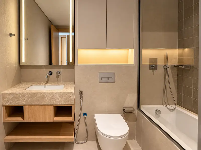 Midtown 2BR Apartment | City & Courtyard Views | Modern Open-Plan Layout