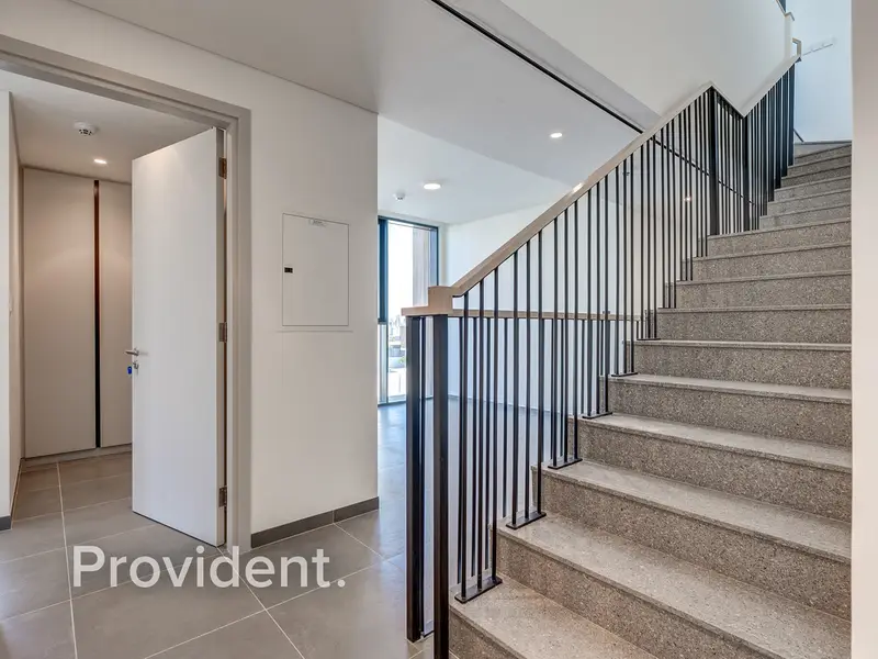 Upgraded | Vastu | Vacant on Transfer