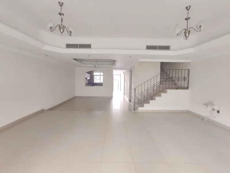 AWAY FROM FLIGHT PATH - 4BR+ MAIDS ROOM - READY TO MOVE