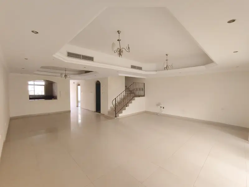 AWAY FROM FLIGHT PATH - 4BR+ MAIDS ROOM - READY TO MOVE