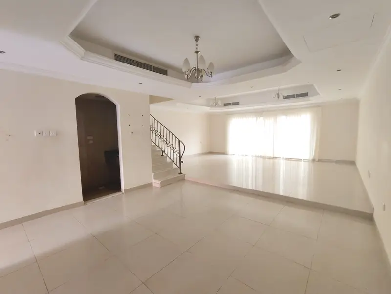 AWAY FROM FLIGHT PATH - 4BR+ MAIDS ROOM - READY TO MOVE