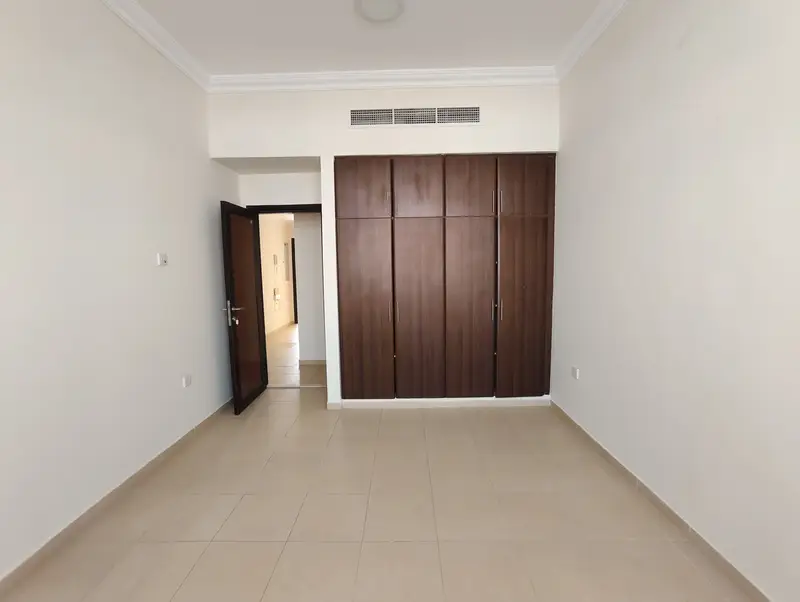 AWAY FROM FLIGHT PATH - 4BR+ MAIDS ROOM - READY TO MOVE