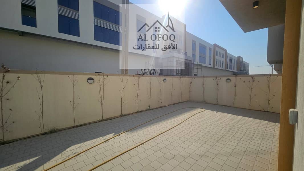 15 WhatsApp Image 2026-10-23 at 16.32. 57. jpeg