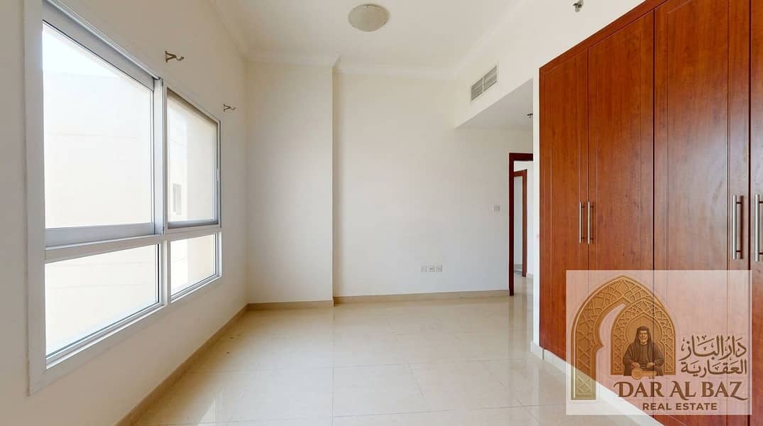 4 Real_estate_photo_editing_instru…_20261019210934. jpg