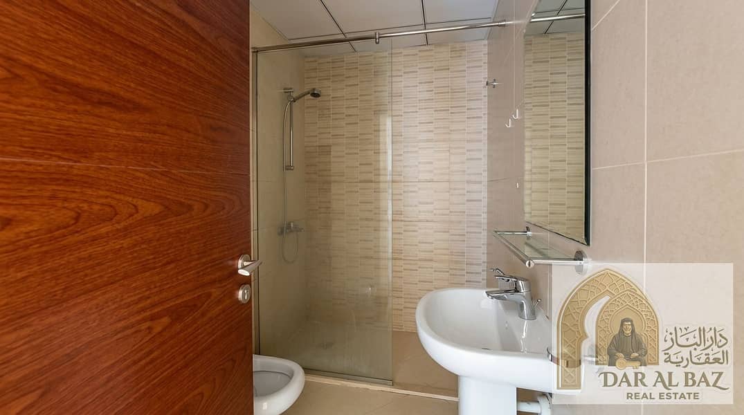 12 Real_estate_photo_editing_instru…_20261019205911. jpg