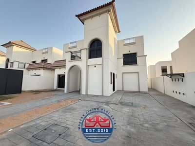 4 Bedroom Villa for Rent in Al Shamkha, Abu Dhabi - WhatsApp Image 2026-10-25 at 6.31. 38 PM. jpeg 4 Bedroom Villa for Rent in Al Shamkha, Abu Dhabi - WhatsApp Image 2026-10-25 at 6.31. 38 PM. jpeg