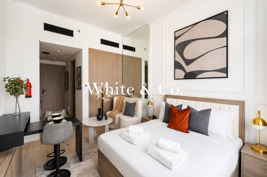 Fully Furnished | Luxuy | Vacant Soon