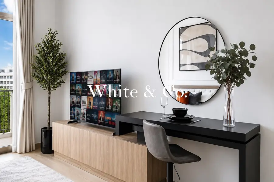 Fully Furnished | Luxuy | Vacant Soon