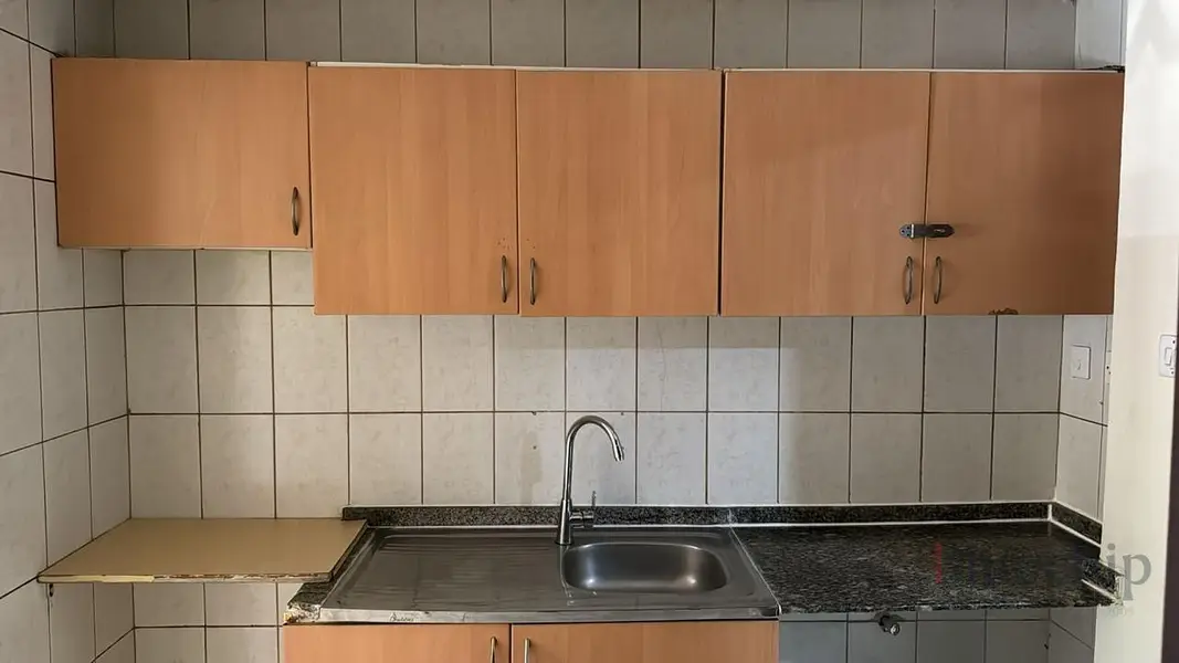 Free Parking | Parking View | Vacant on Transfer