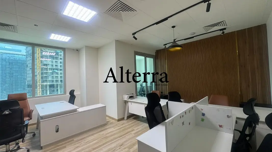 PARK TOWERS | VACANT OFFICE