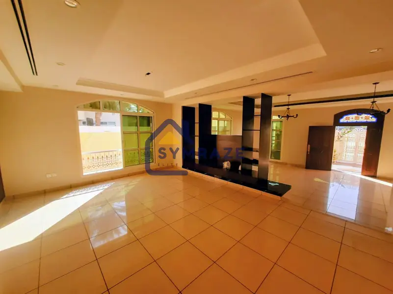 SPACIOUS 5BR + MAID LUXURY VILLA | PRIME LOCATION | NEAR TO PARK | BIG SIZE | AVAILABLE NOW