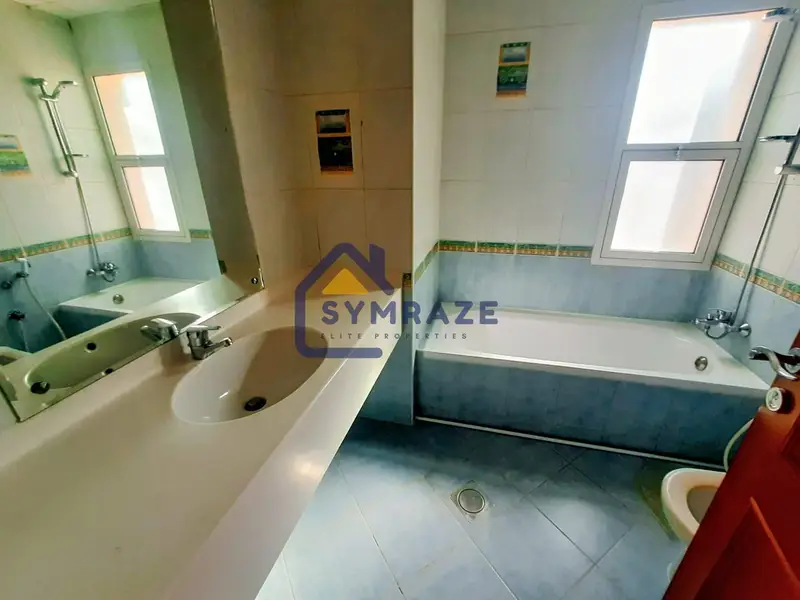 SPACIOUS 5BR + MAID LUXURY VILLA | PRIME LOCATION | NEAR TO PARK | BIG SIZE | AVAILABLE NOW