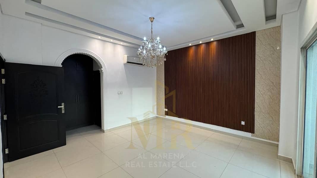 23 WhatsApp Image 2026-10-25 at 10.04. 13 PM (1). jpeg