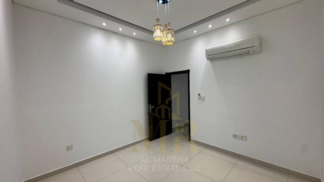 31 WhatsApp Image 2026-10-25 at 10.04. 15 PM (1). jpeg