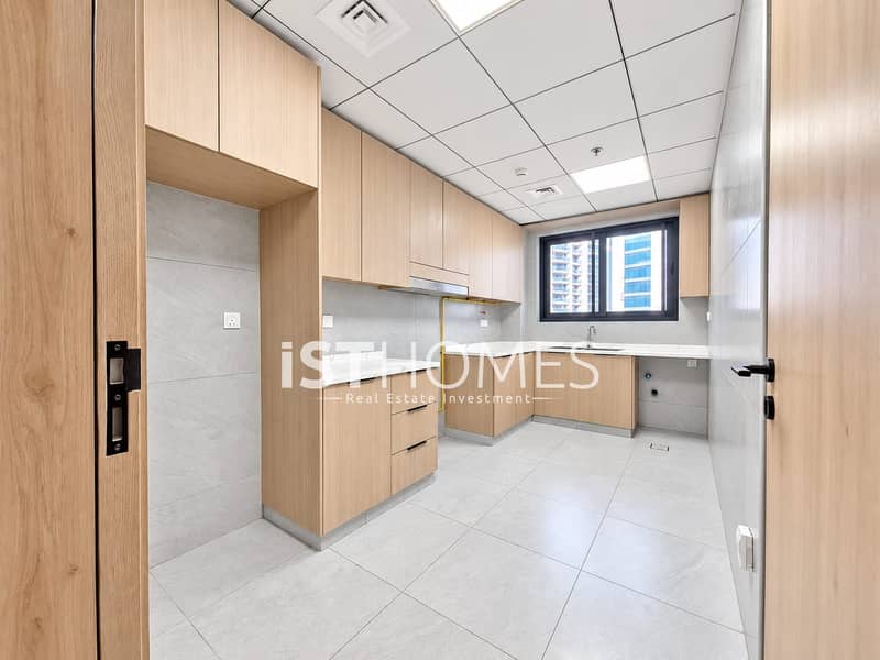 Prime Location | Maid’s Room I Lundry Room I 1 Month Free | Closed Kitchen | Spacious | Pool & Gym