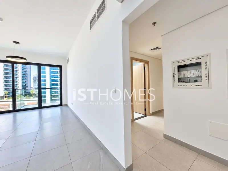 Prime Location | Maid’s Room I Lundry Room I 1 Month Free | Closed Kitchen | Spacious | Pool & Gym