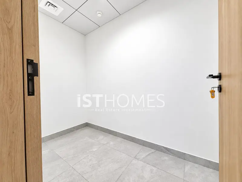 Prime Location | Maid’s Room I Lundry Room I 1 Month Free | Closed Kitchen | Spacious | Pool & Gym