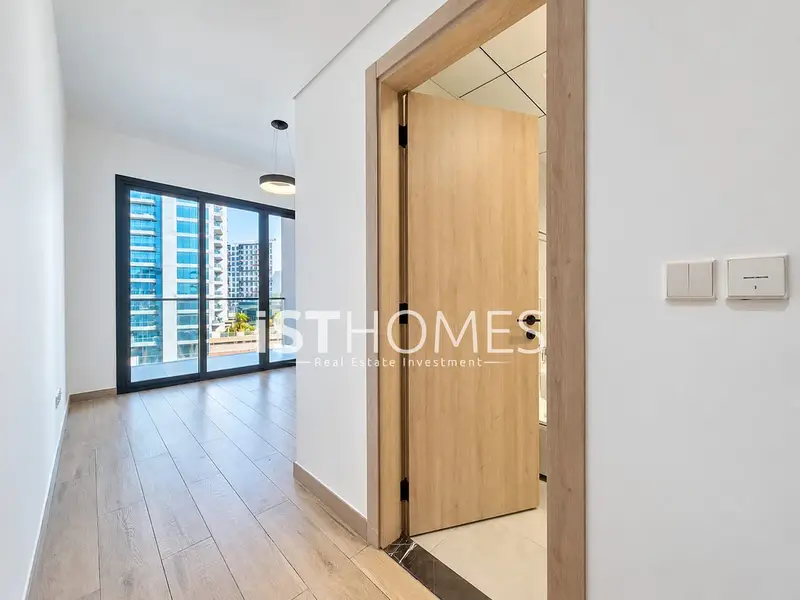 Prime Location | Maid’s Room I Lundry Room I 1 Month Free | Closed Kitchen | Spacious | Pool & Gym