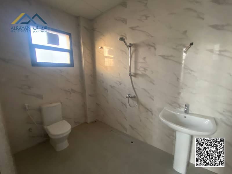 17 ea69adae-9dbe-4ae2-908f-0b5f8eb3a69a. jpg