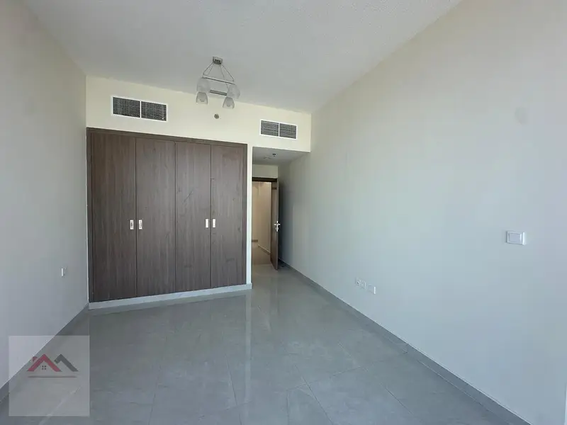Spacious 3BHK +Maid Room |Brand New | Near Metro