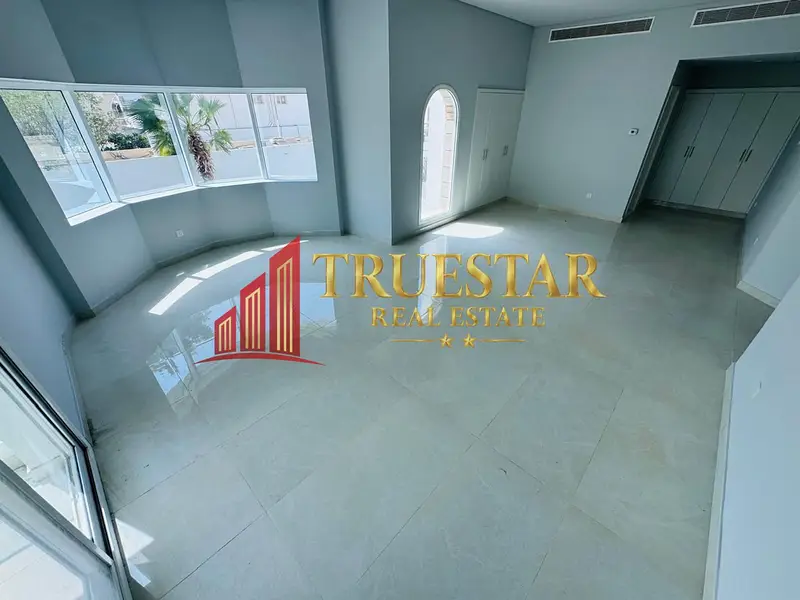 CLOSE TO KITE BEACH FULLY RENOVATED 5BR+MAIDS PRIVATE GARDEN