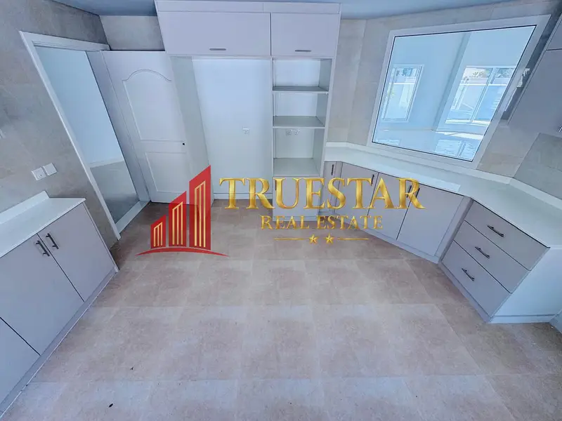 CLOSE TO KITE BEACH FULLY RENOVATED 5BR+MAIDS PRIVATE GARDEN