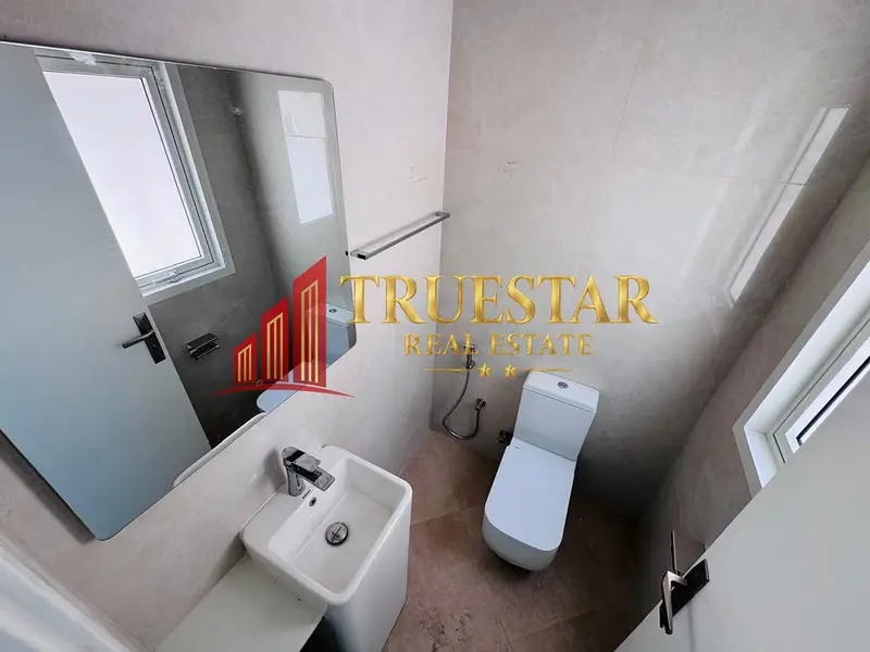 CLOSE TO KITE BEACH FULLY RENOVATED 5BR+MAIDS PRIVATE GARDEN
