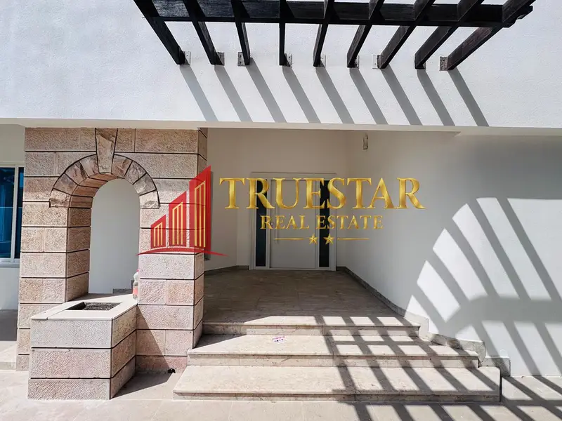 CLOSE TO KITE BEACH FULLY RENOVATED 5BR+MAIDS PRIVATE GARDEN