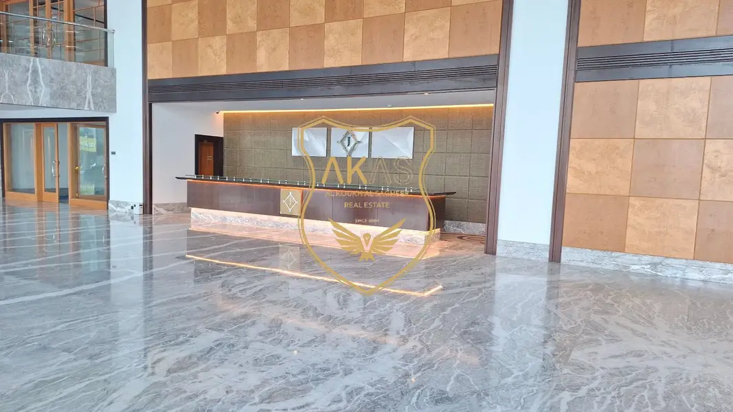 LUXURY APARTMENT, VERY HUGE SIZE 2BHK+IDEAL LOCATION,FULL FACILITY ONLY AND ONLY FAMILY