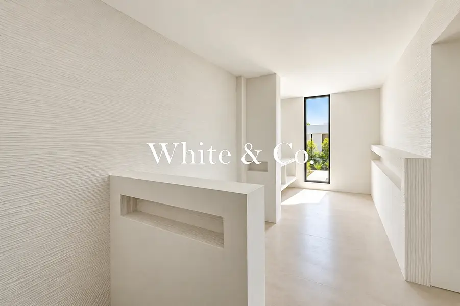 Prime Location | Single Row | Few Options