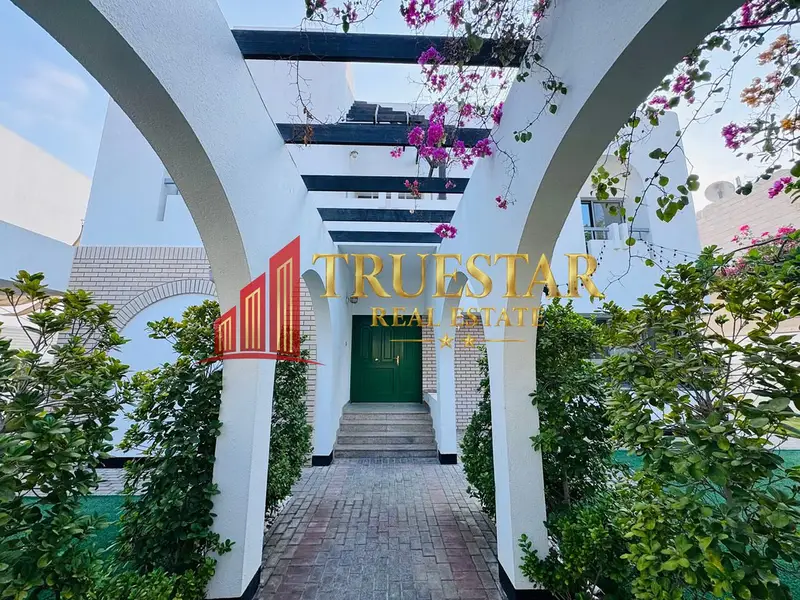 ENORMOUS 4BR + MAIDS PRIVATE GARDEN INDEPENDENT VILLA CLOSE TO KITE BEACH