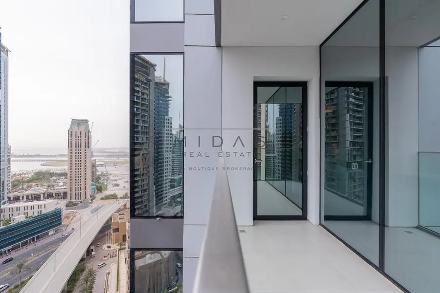 Furnished I Marina View I Modern I Luxury