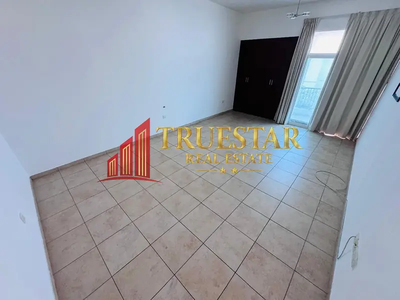 CLOSE TO KITE BEACH 4BR+MAIDS SHARED POOL PRIVATE GARDEN
