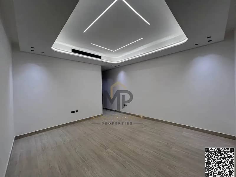 8 849095650-1066x800. webp