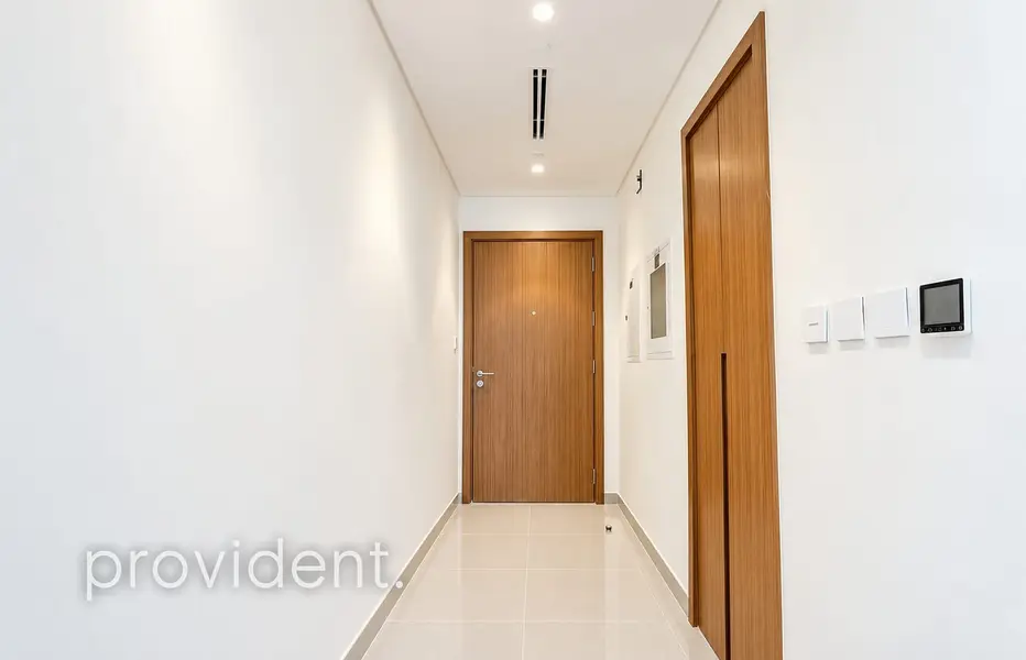 High Floor | Beach & Canal View | Unfurnished