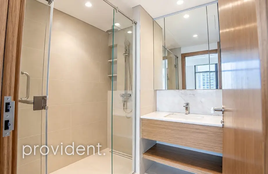 High Floor | Beach & Canal View | Unfurnished