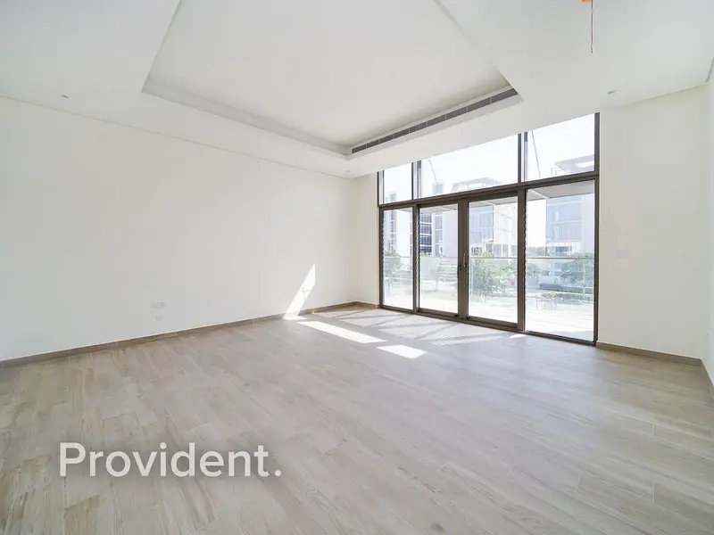 Close to Lagoon | Landscaped | Community Expert