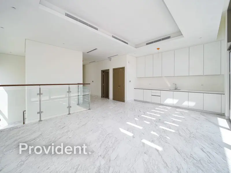 Close to Lagoon | Landscaped | Community Expert