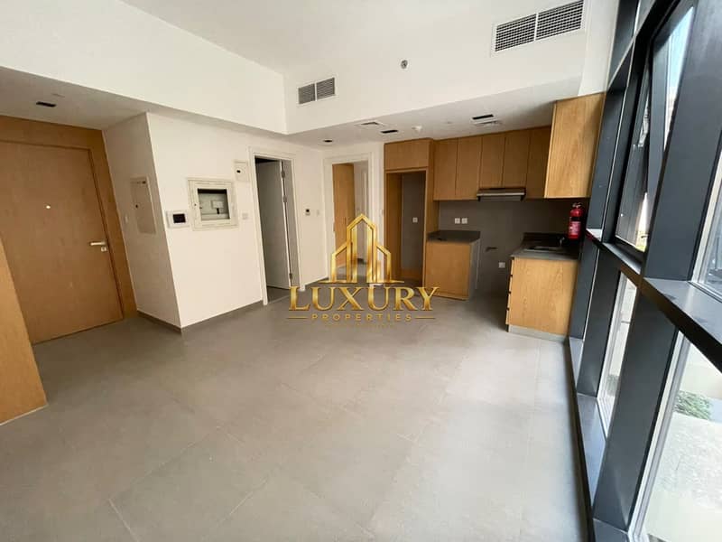 6 Spacious 1BHK with 2 Washrooms for Rent in Mamsha, Sharjah | 850 Sq. Ft. | AED 43,990/Year